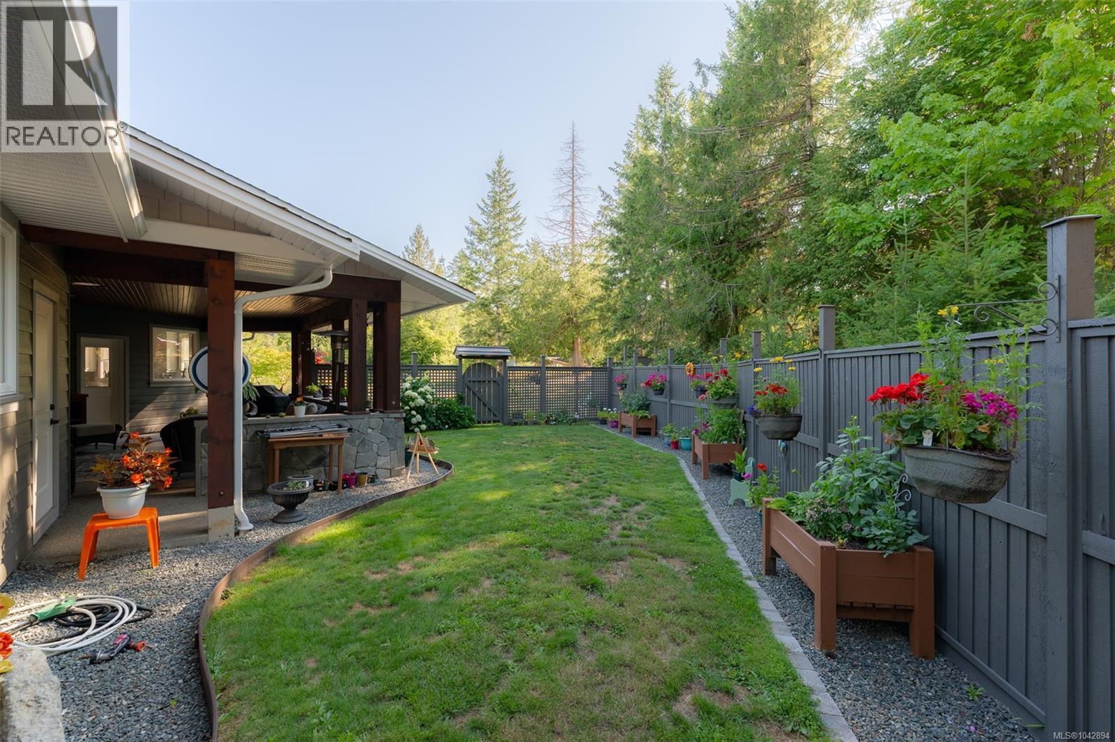 6718 Cypress Blvd - 35