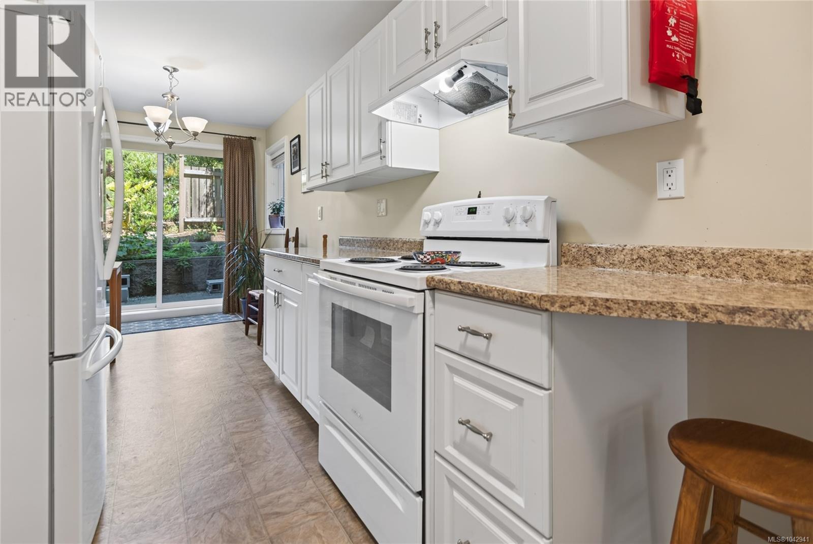 #112 2250 Manor Pl - 8