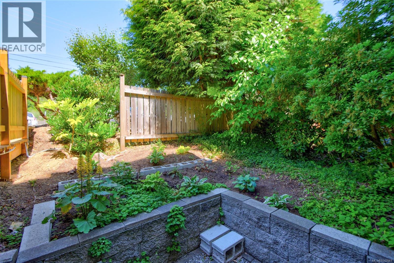 #112 2250 Manor Pl - 33