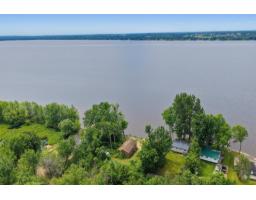 84 Ch. Maxime, L Isle Aux Allumettes, QC J0X1M0 Photo 8