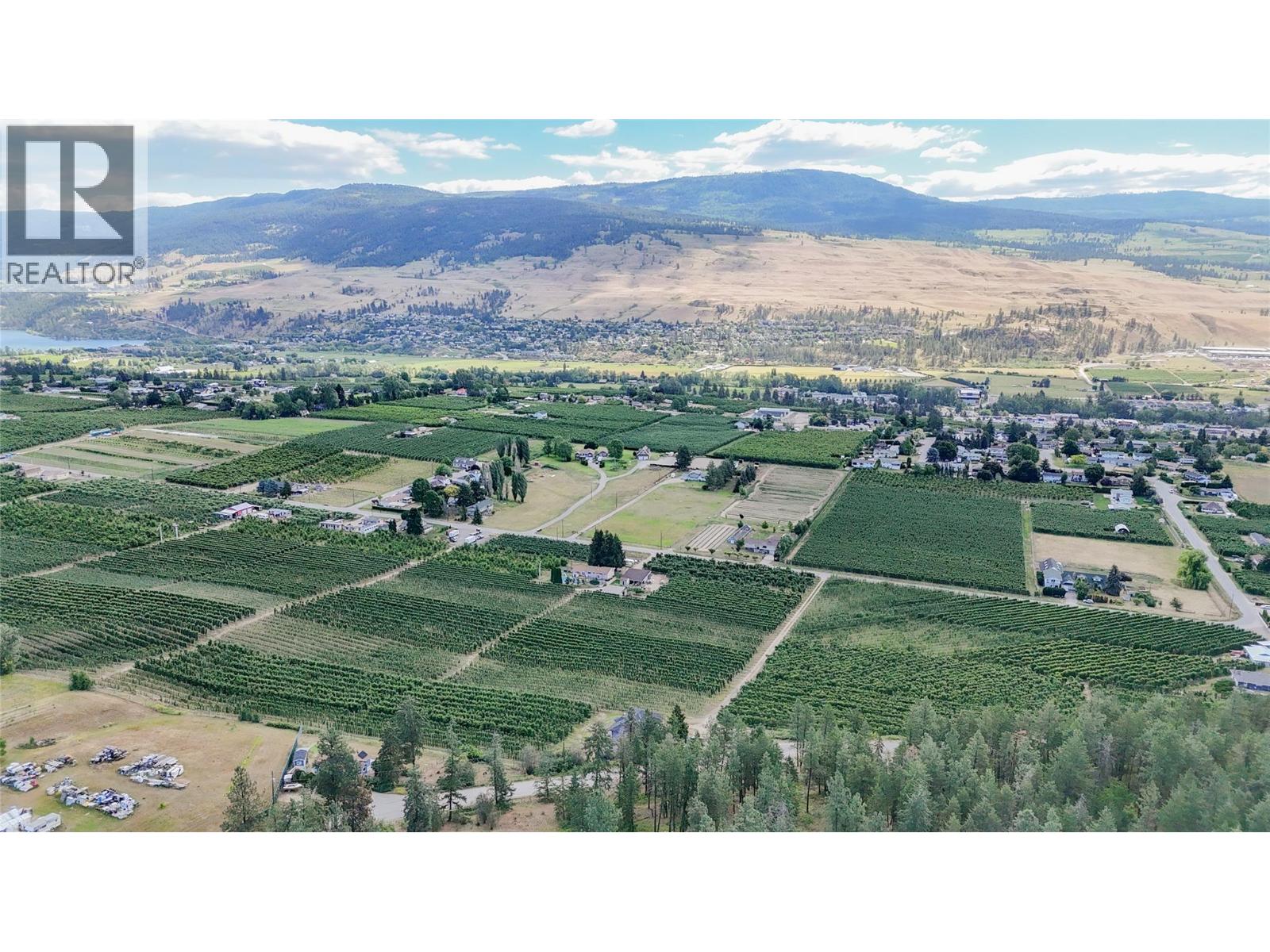  10080 Chase Road, Lake Country