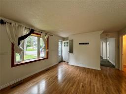 505 Moody Avenue, Selkirk, MB R1A0G1 Photo 8