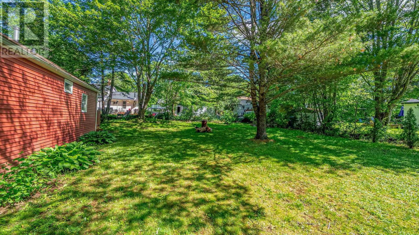 16 Thompson Drive - 47