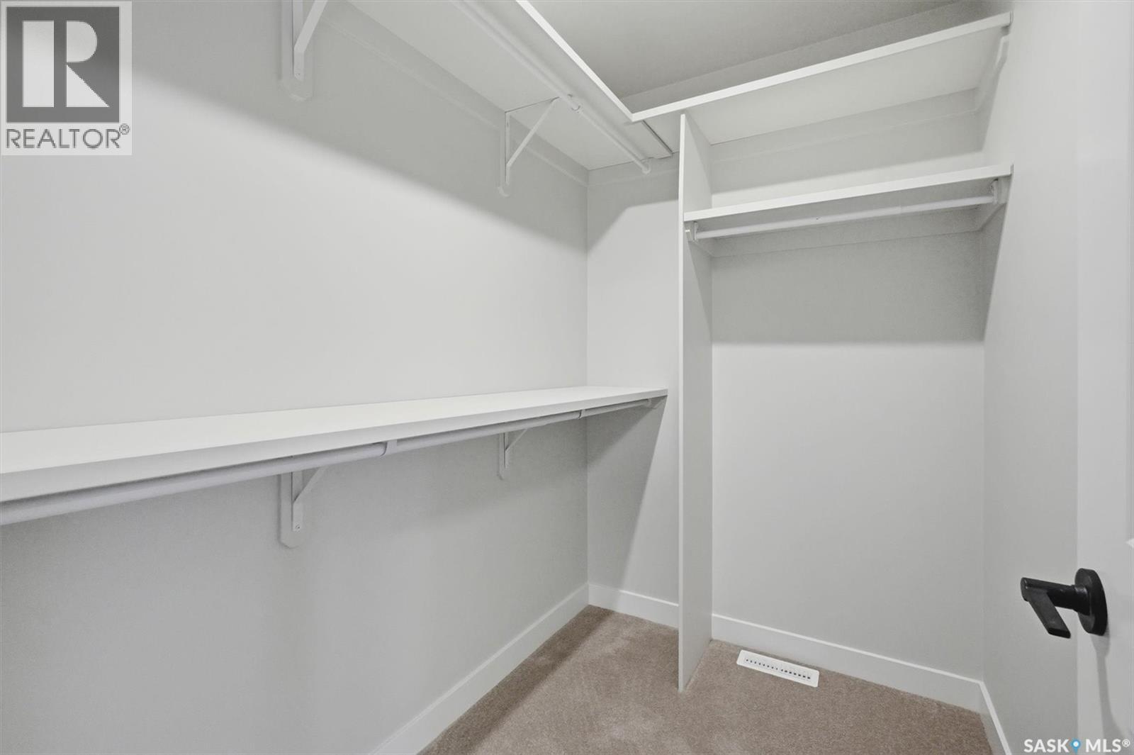 1118 9th STREET E - 19