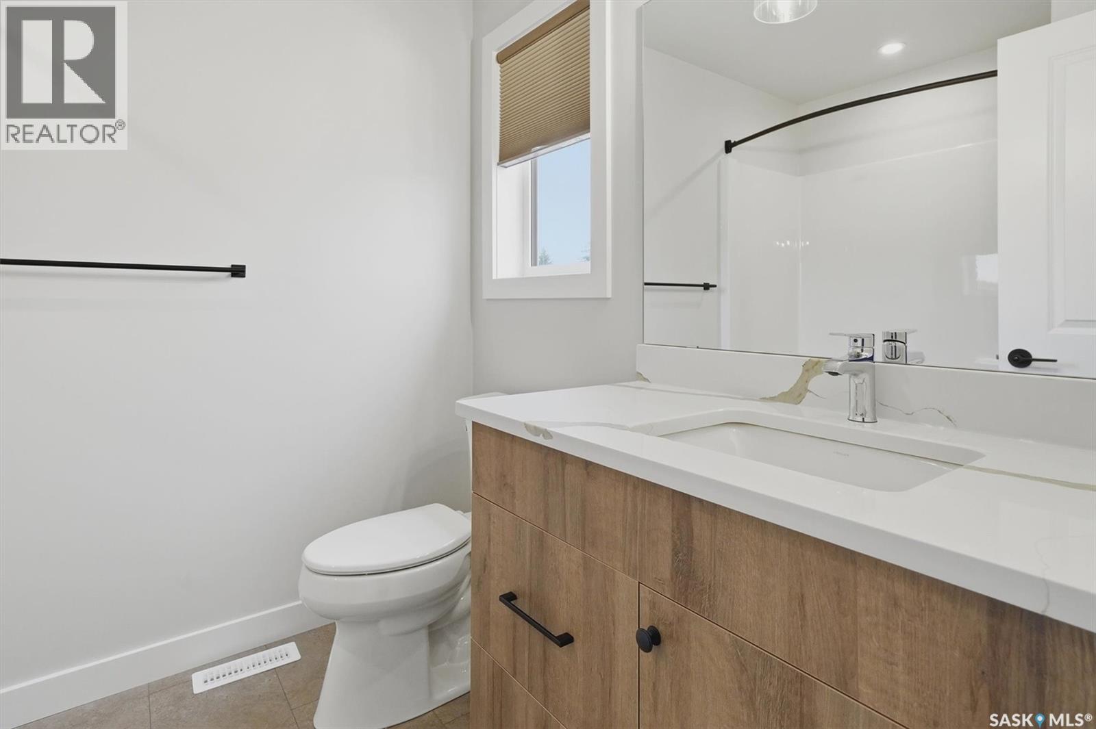 1118 9th STREET E - 20