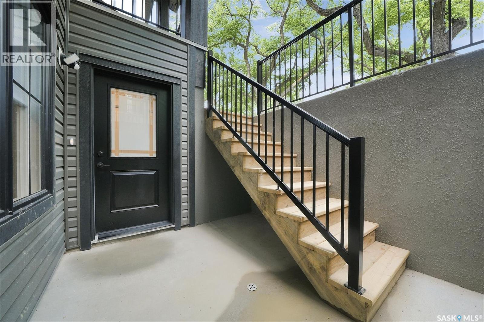 1118 9th STREET E - 29