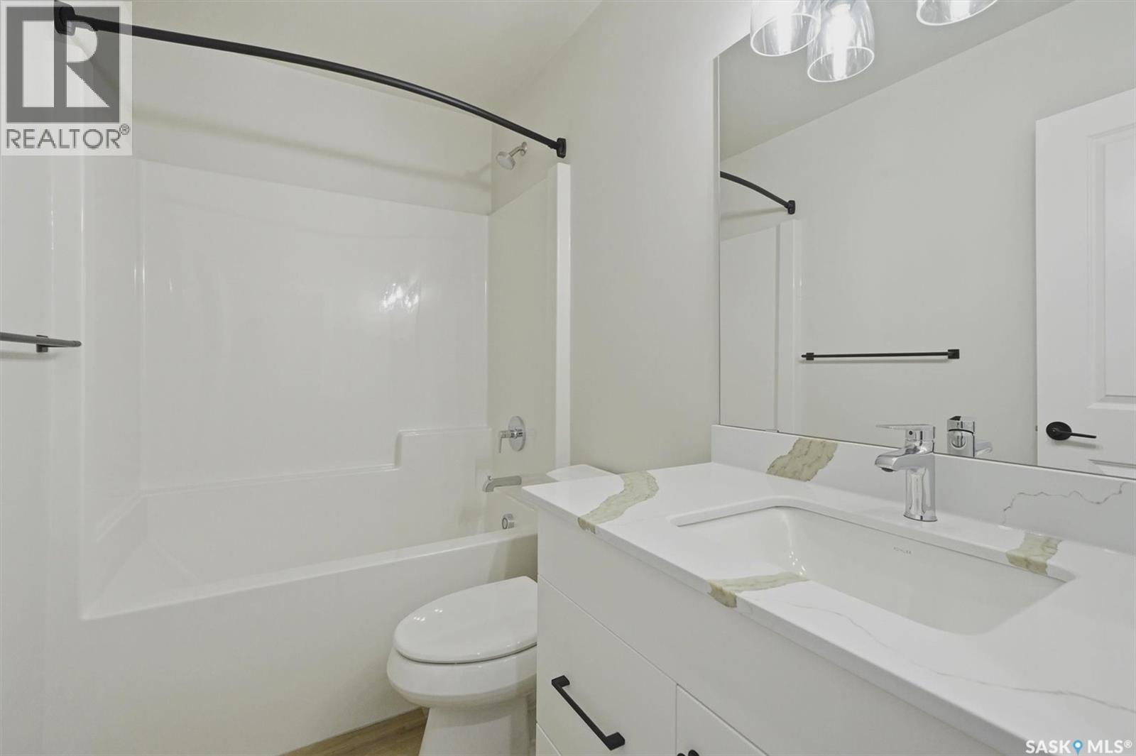 1118 9th STREET E - 38