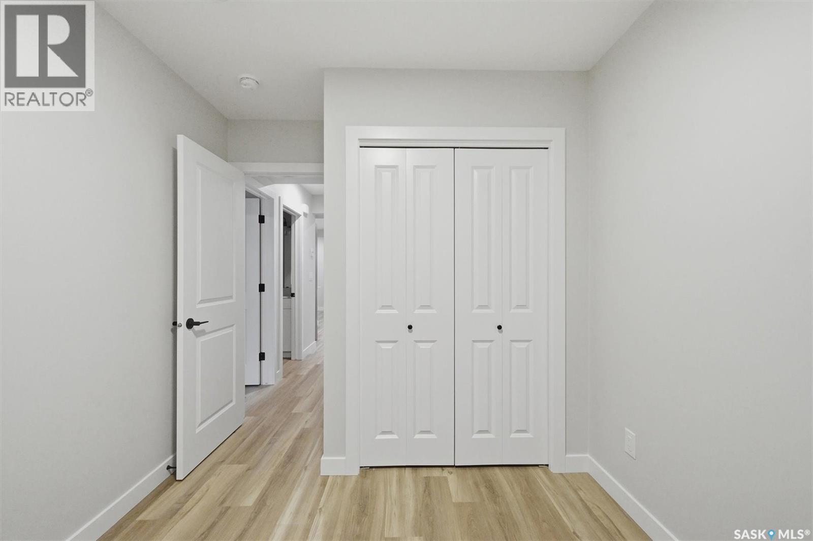 1118 9th STREET E - 40