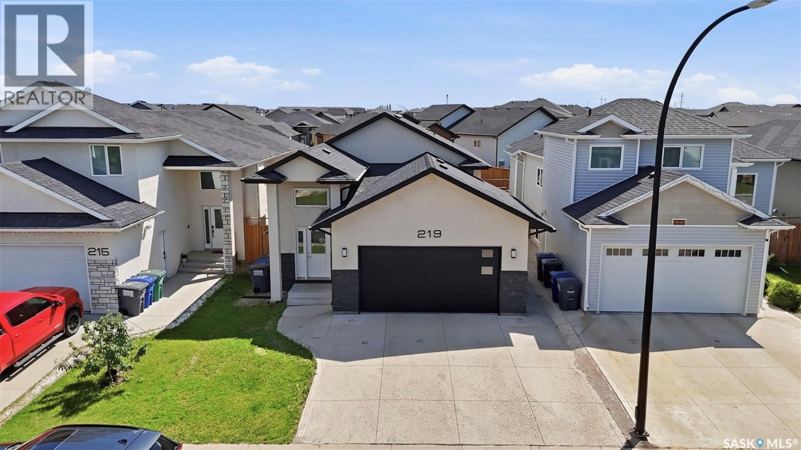 219 ELLS CRESCENT - 45