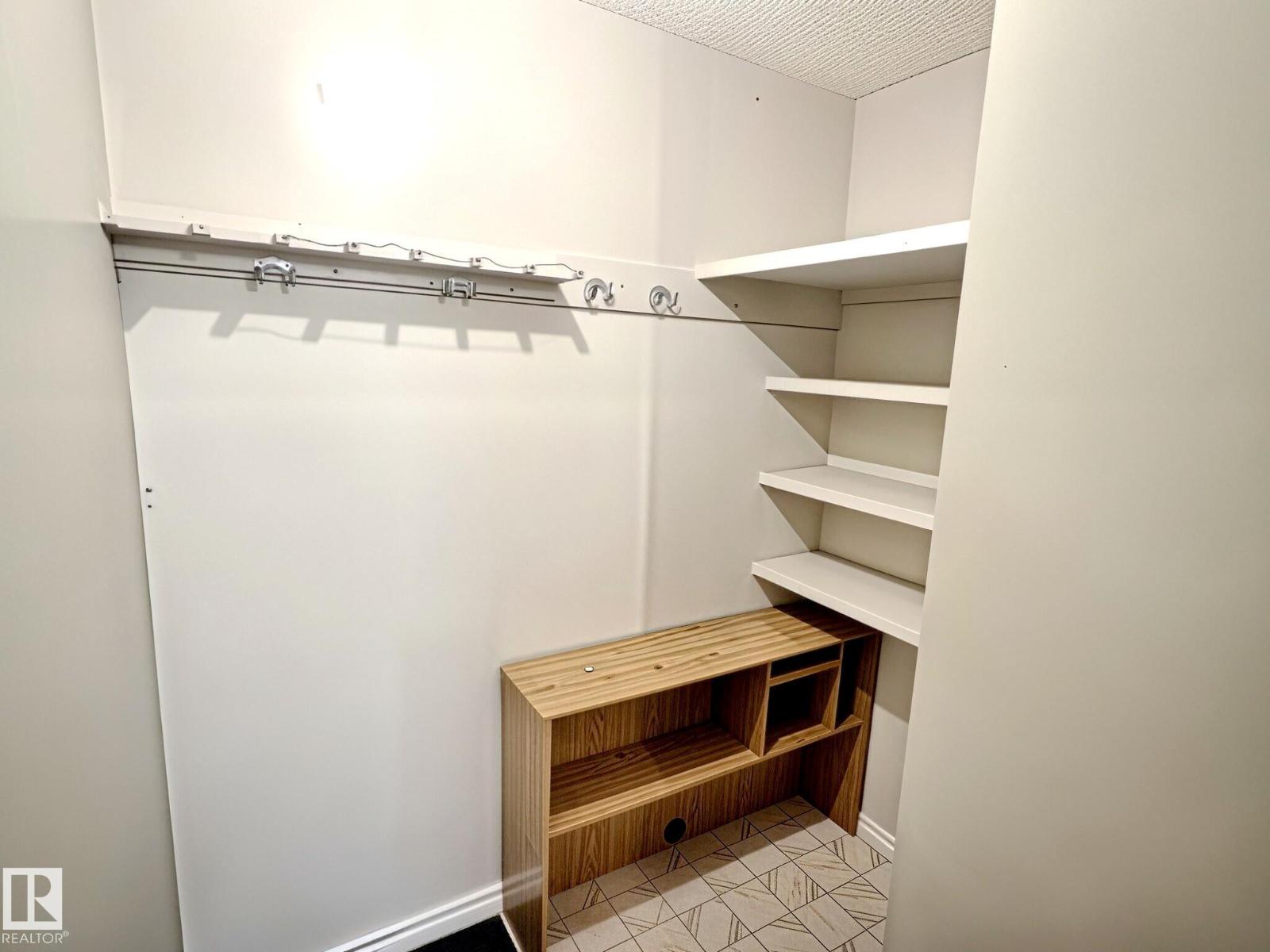 #1105 11007 83 AV NW - 7