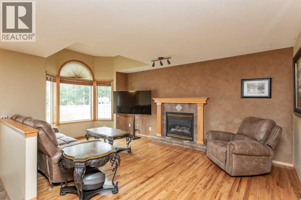 25, 41124 Range Road 282 - 7