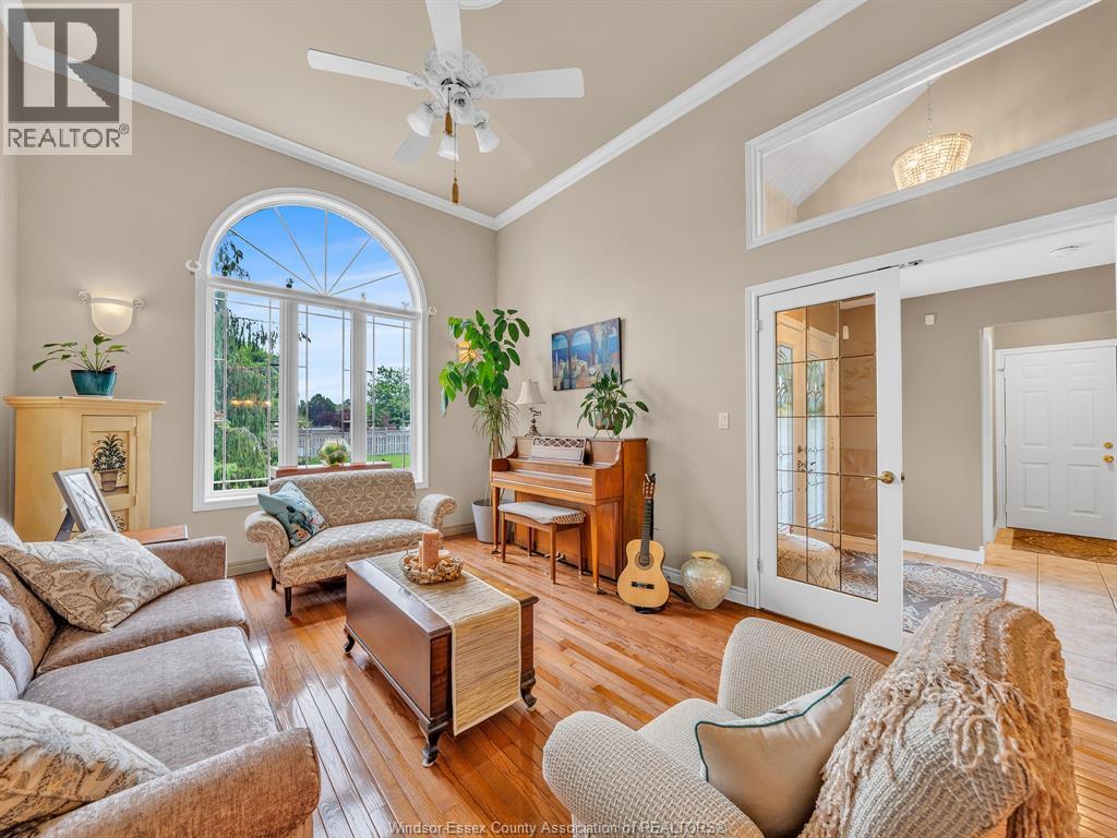 619 WRIGHT LANE - 9