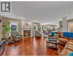 Family room/Fireplace - 619 Wright Lane, Lakeshore, ON N8L1A2 Photo 11
