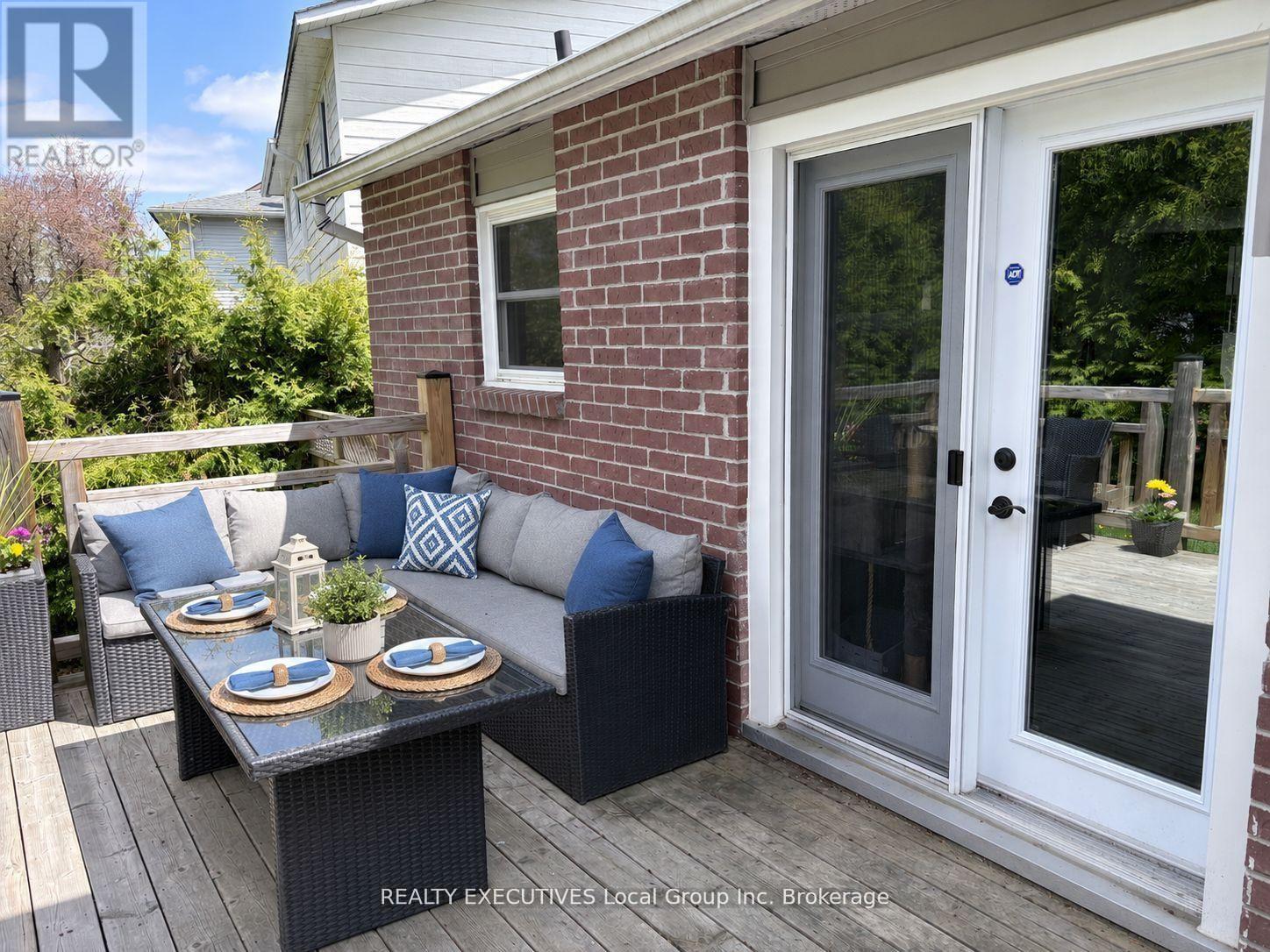 35 NANCY DRIVE - 5