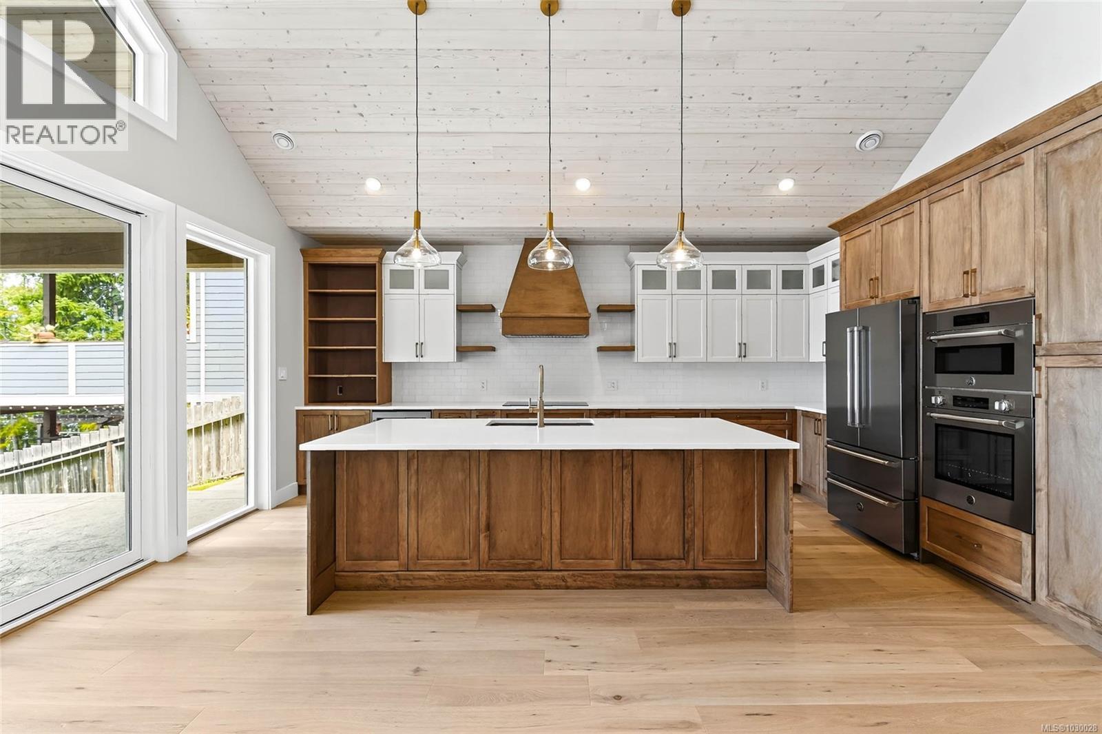 10089 Blower Rd - 31