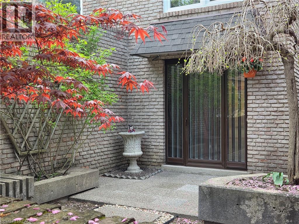 89 ELMSTHORPE Avenue - 4