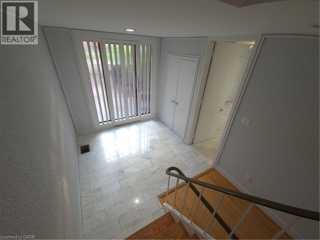 89 ELMSTHORPE Avenue - 7