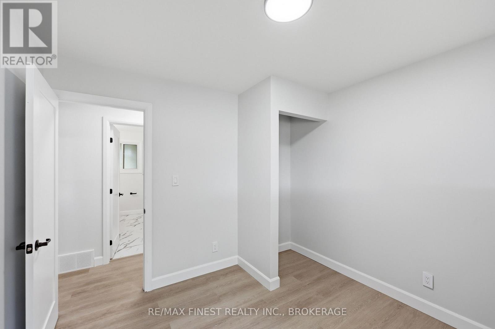 687 WILLIS STREET - 24