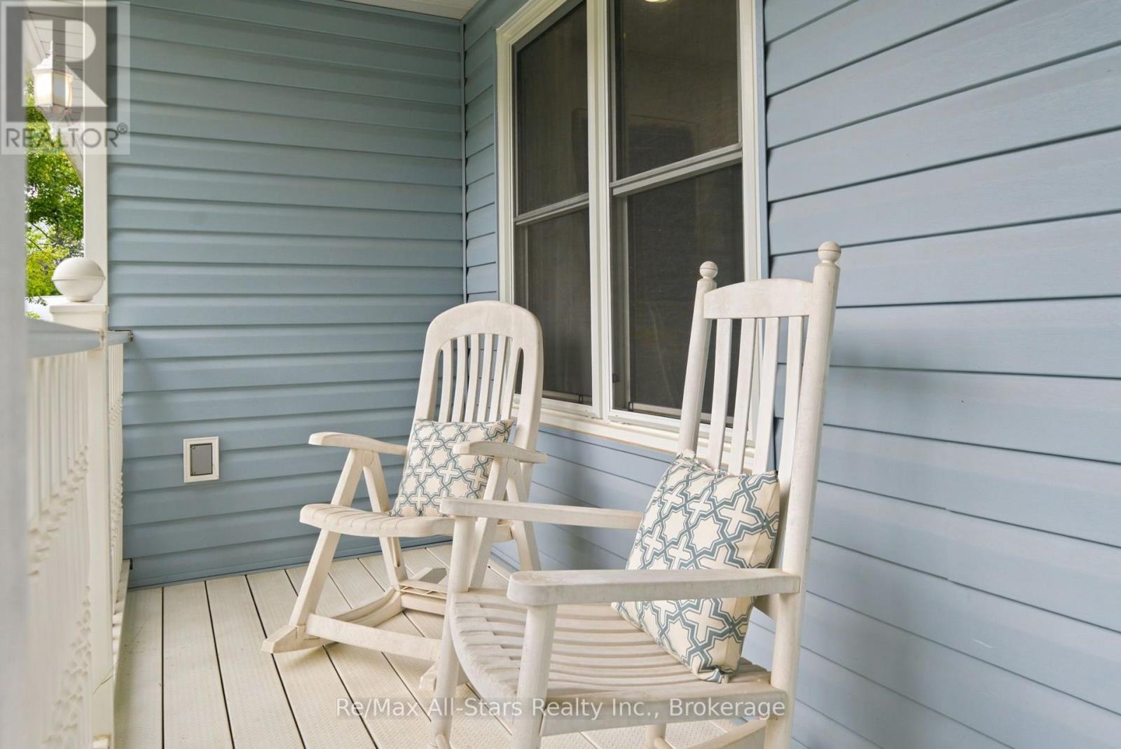 263 UNION AVENUE - 3