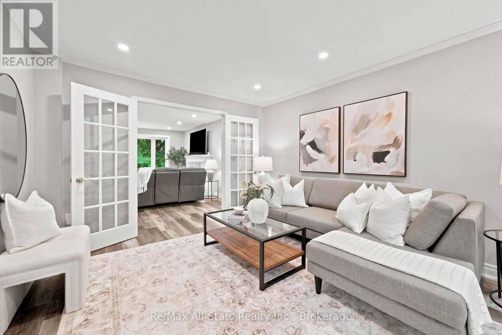 263 UNION AVENUE - 6