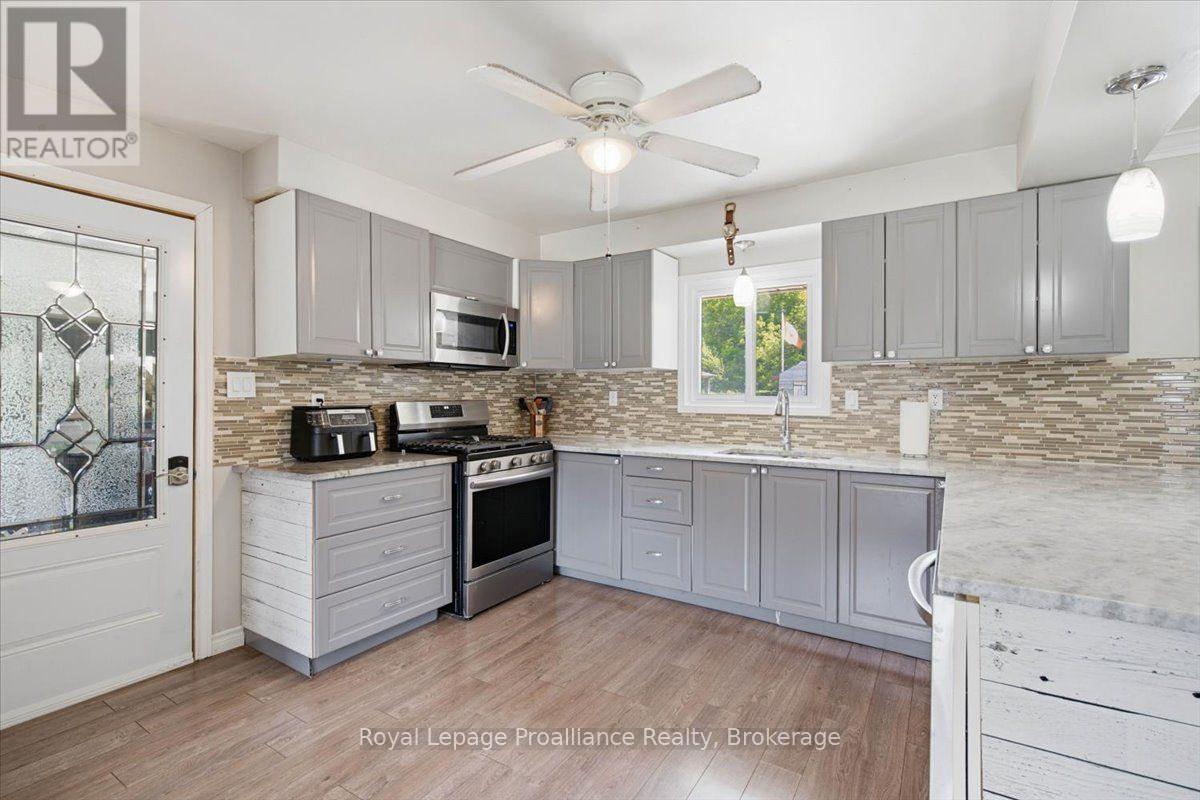 178 RIVERSIDE PARKWAY - 12