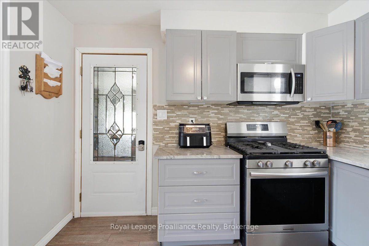 178 RIVERSIDE PARKWAY - 13