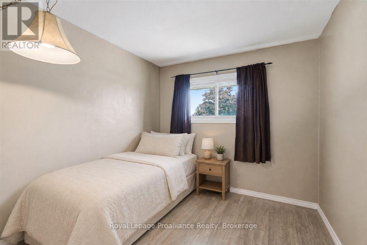 178 RIVERSIDE PARKWAY - 22