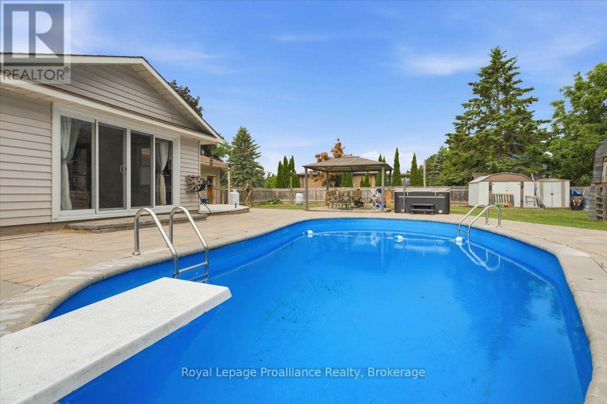 178 RIVERSIDE PARKWAY - 34
