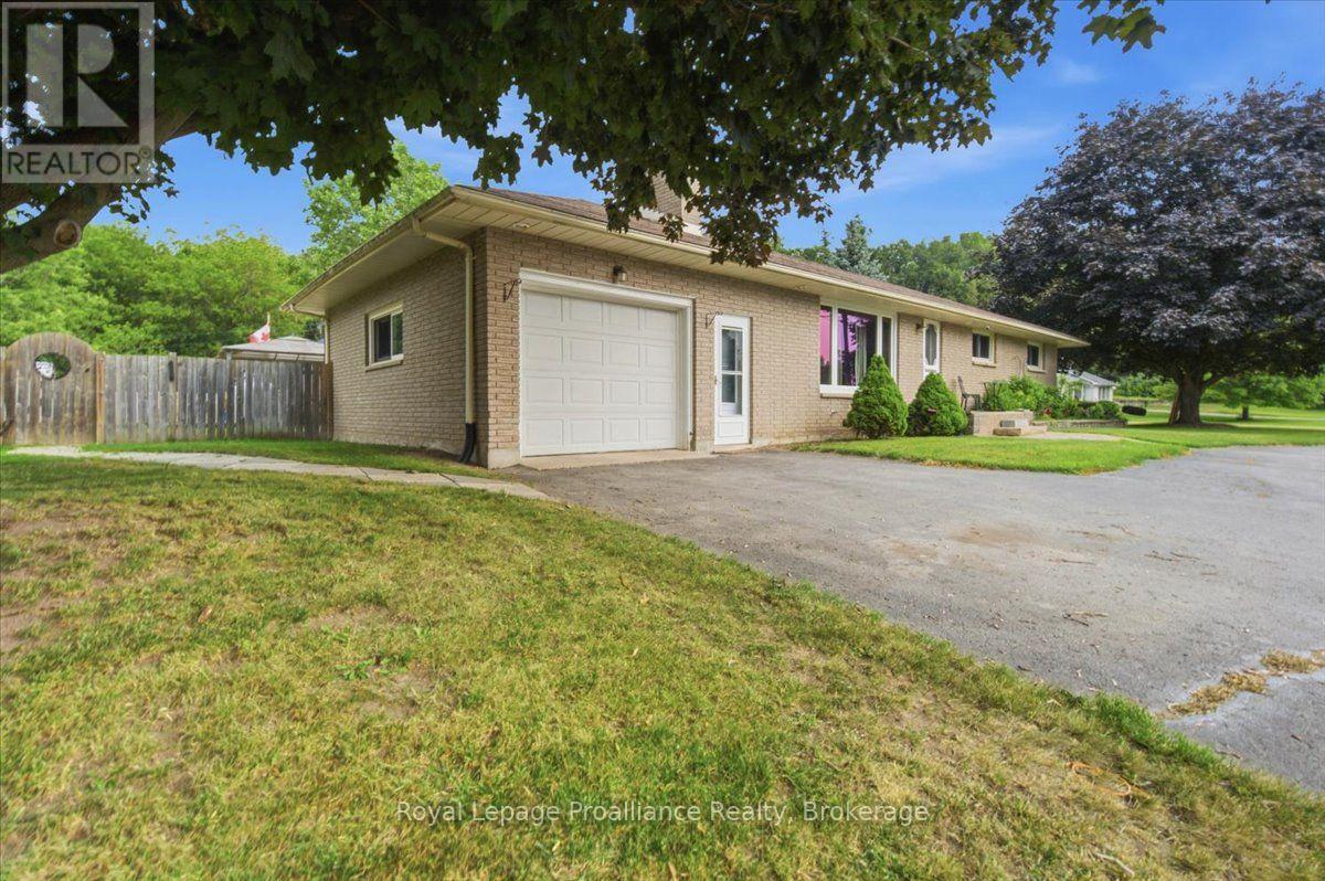 178 RIVERSIDE PARKWAY - 38