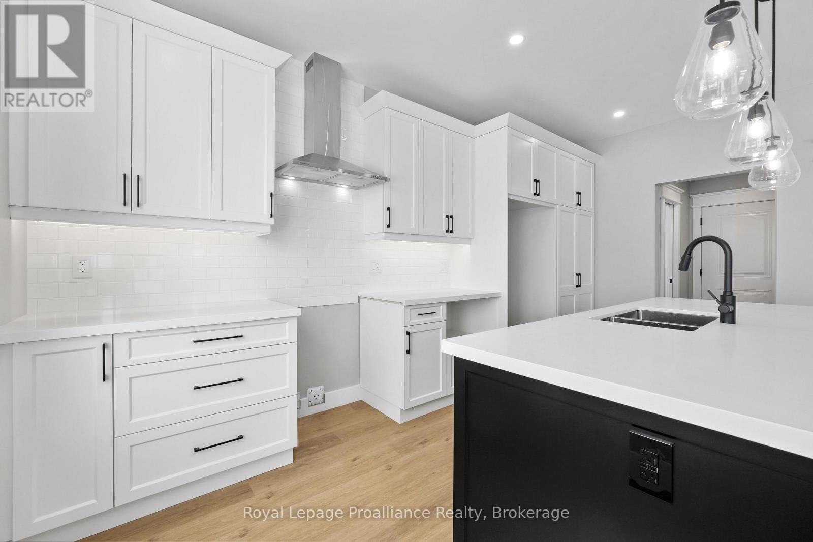 3 MERRIMAN COURT - 19