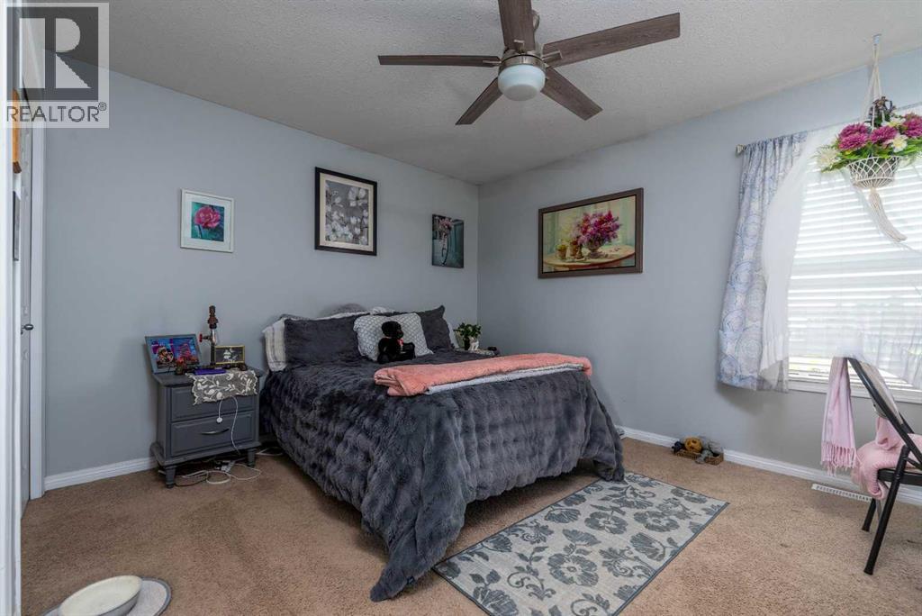 2205 51 Avenue - 14