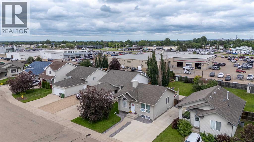 2205 51 Avenue - 33
