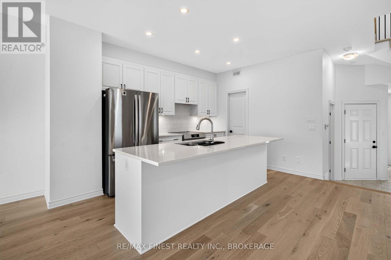 1283 DELANCEY DRIVE - Image 12