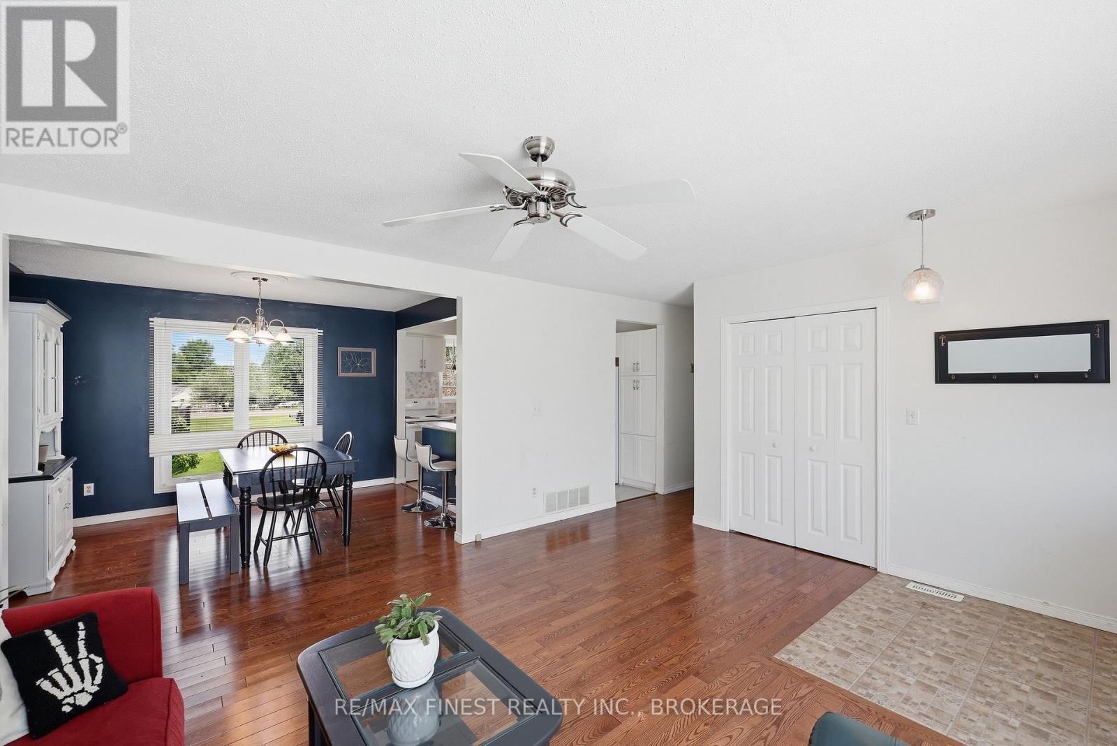 10 SHANE STREET - 20