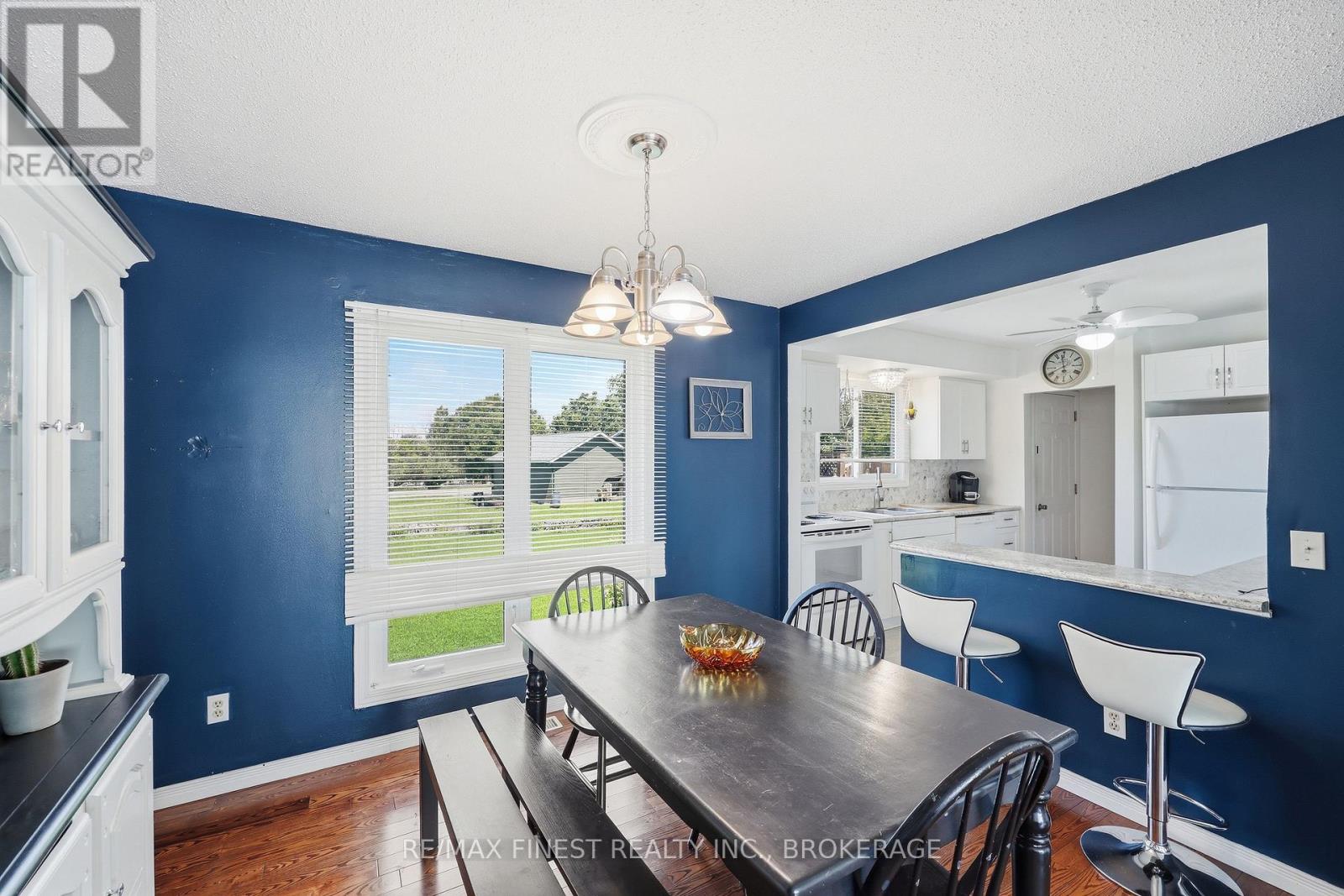 10 SHANE STREET - 22
