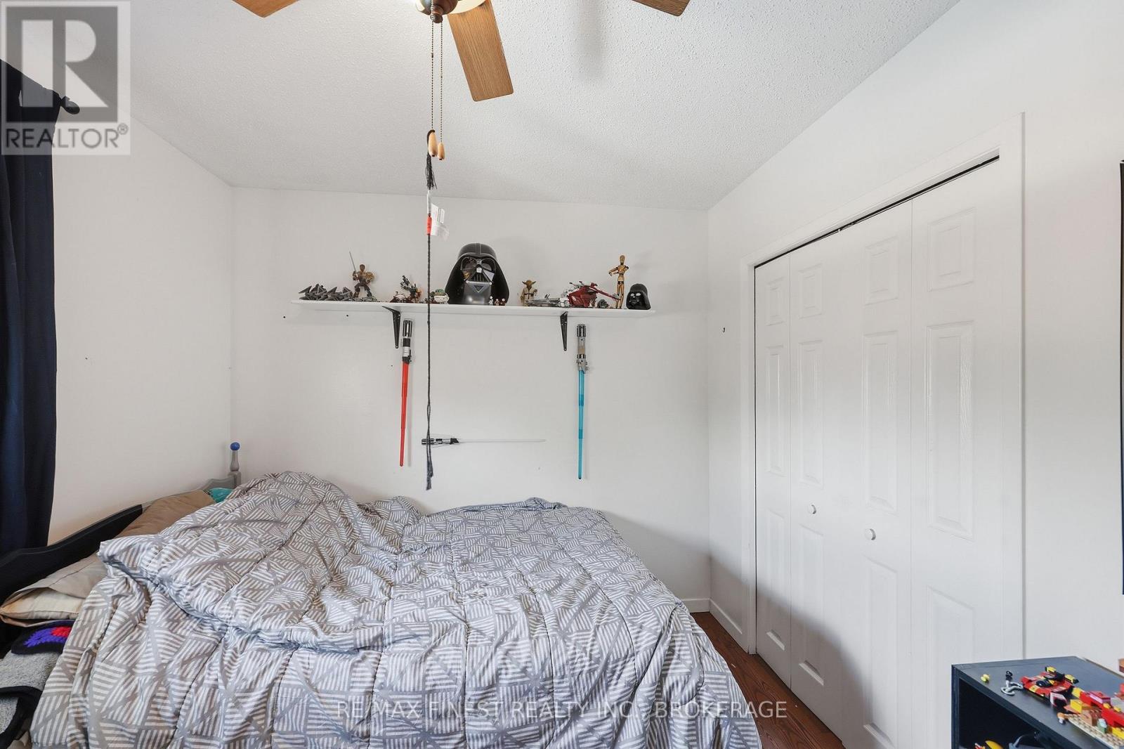 10 SHANE STREET - 33
