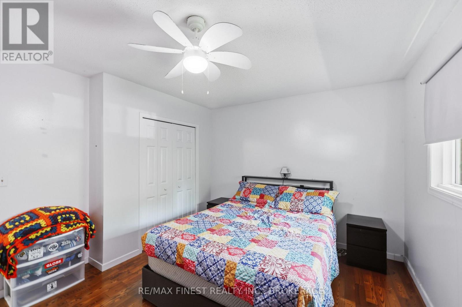 10 SHANE STREET - 35