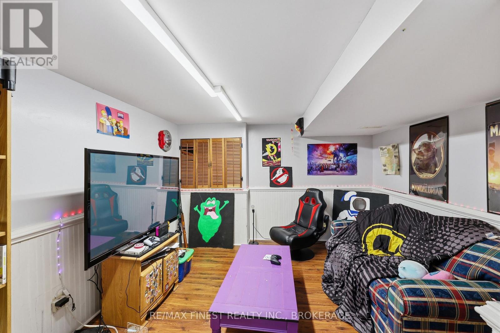 10 SHANE STREET - 40