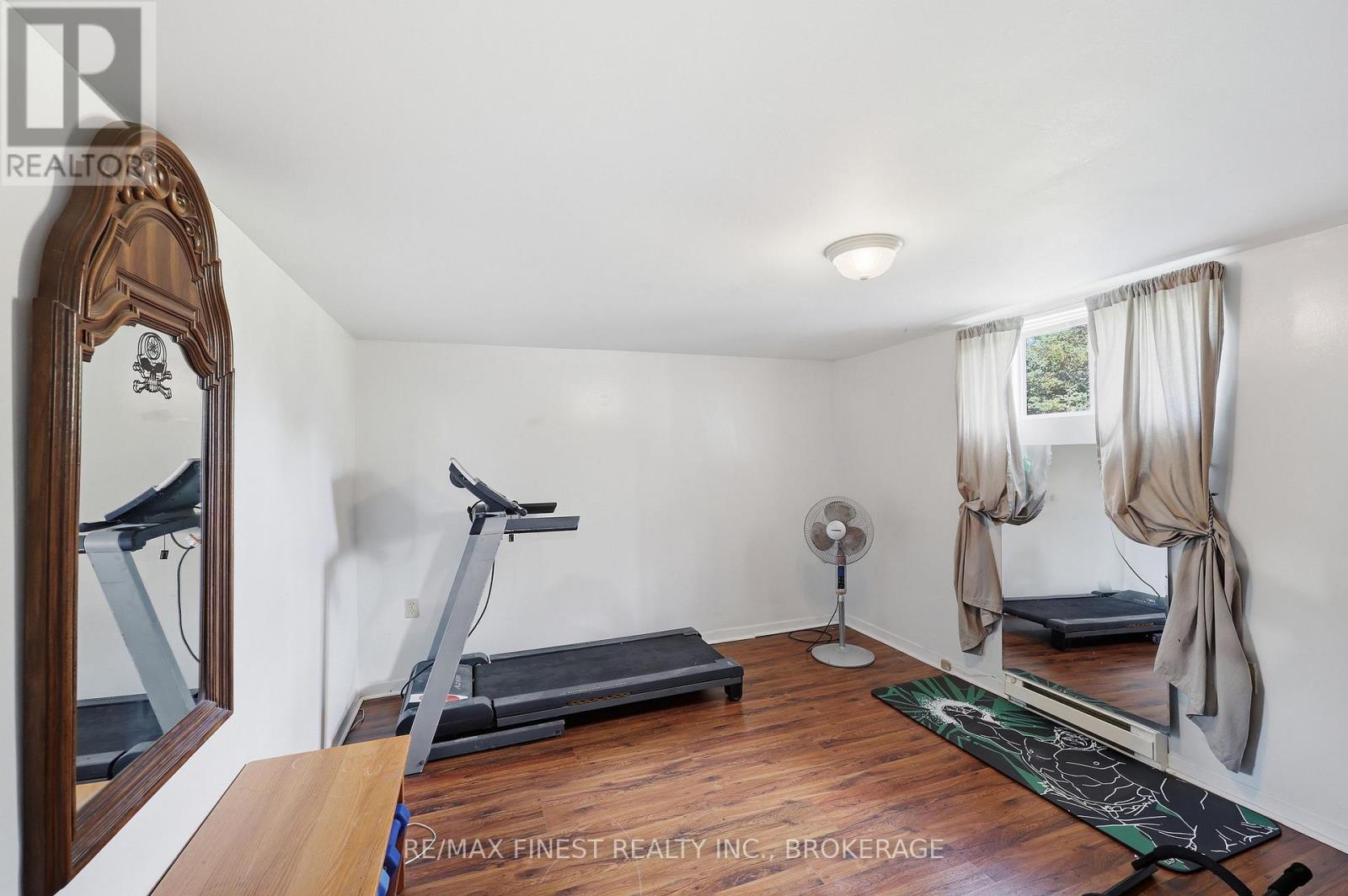 10 SHANE STREET - 41