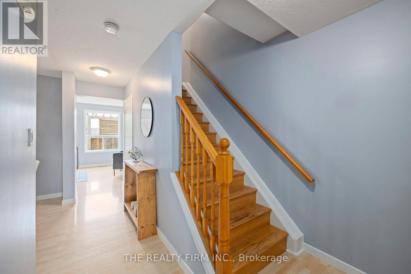 567 FIELDGATE CIRCLE - 6