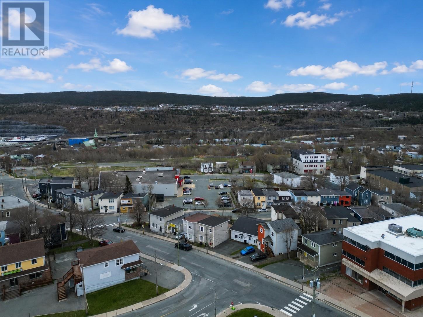 31 Campbell Avenue - 29