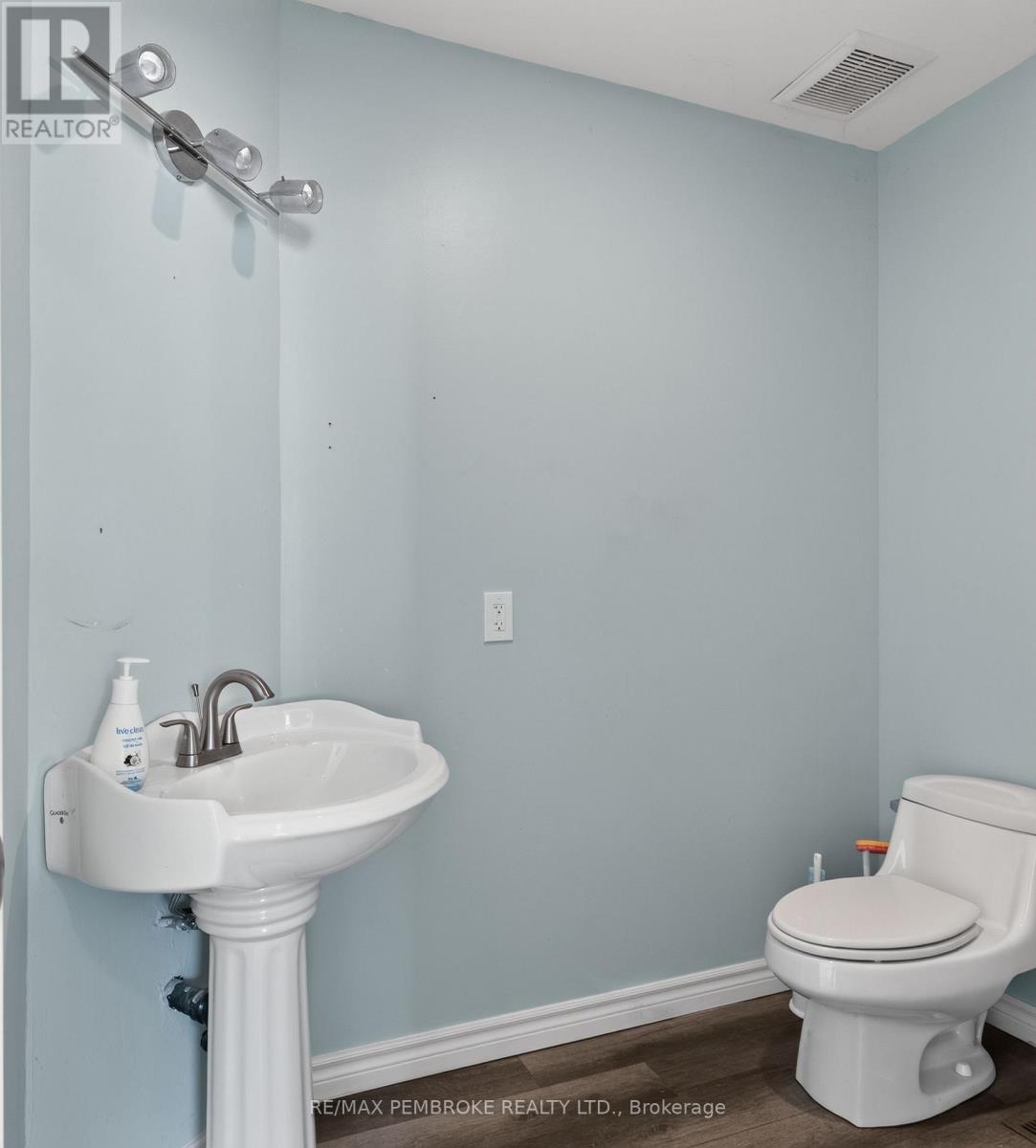 370 CARMODY STREET - 21