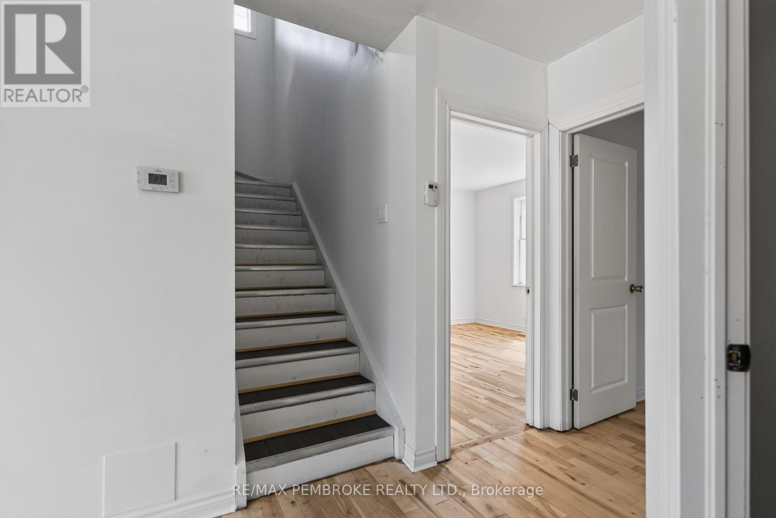 370 CARMODY STREET - 27