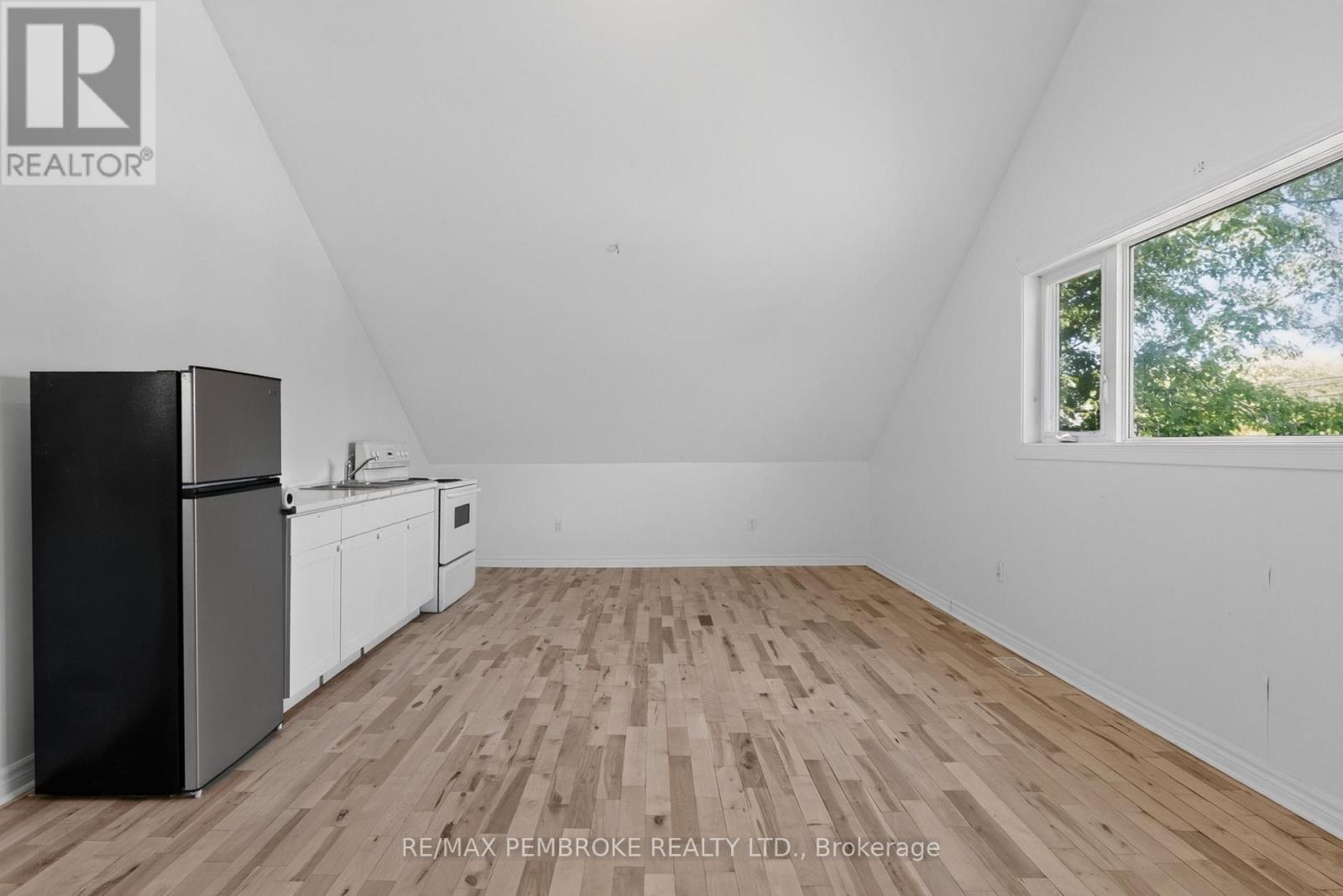 370 CARMODY STREET - 29