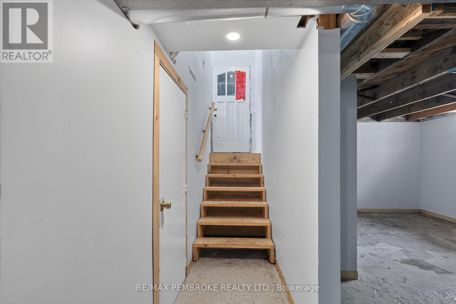 370 CARMODY STREET - 39