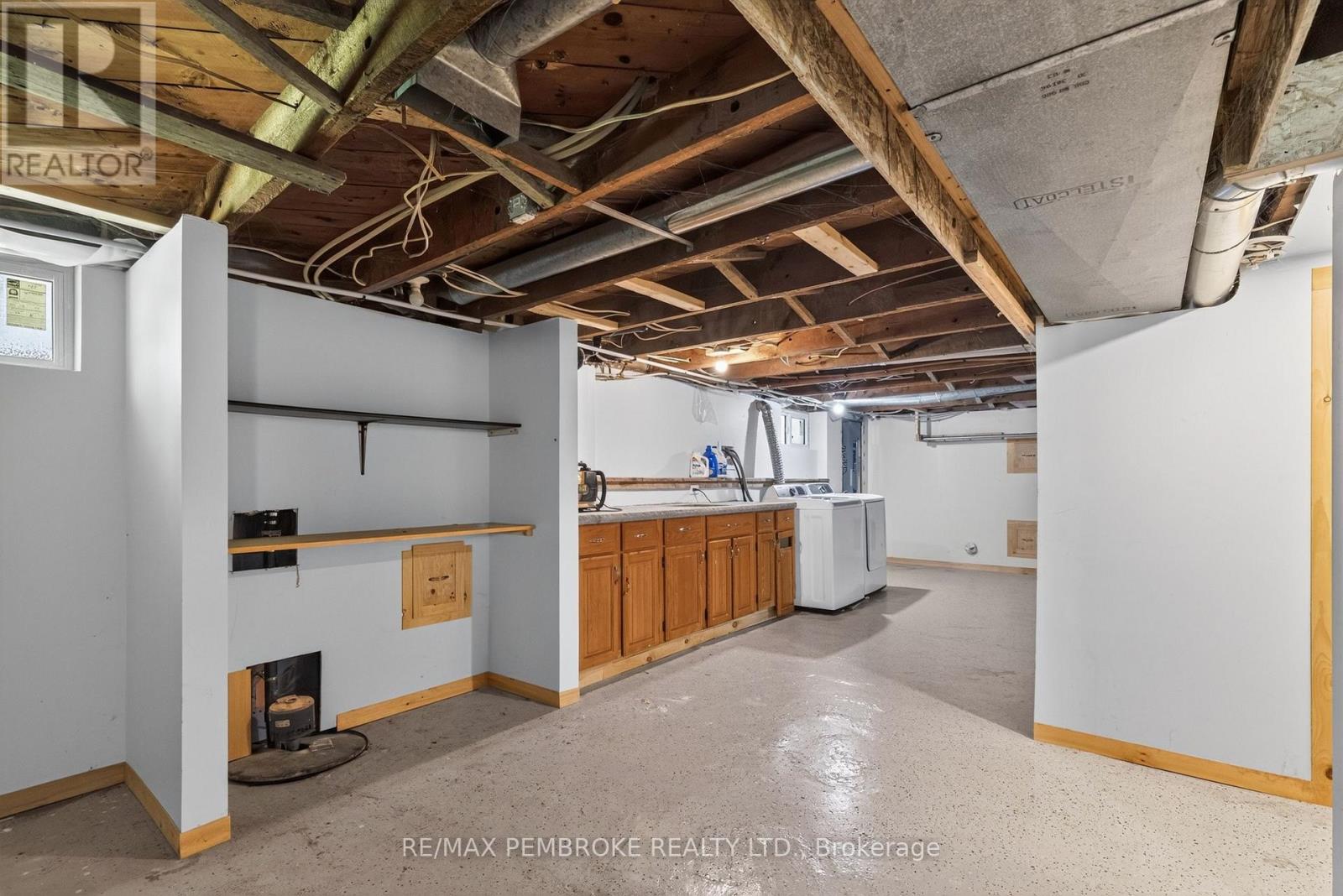 370 CARMODY STREET - 40