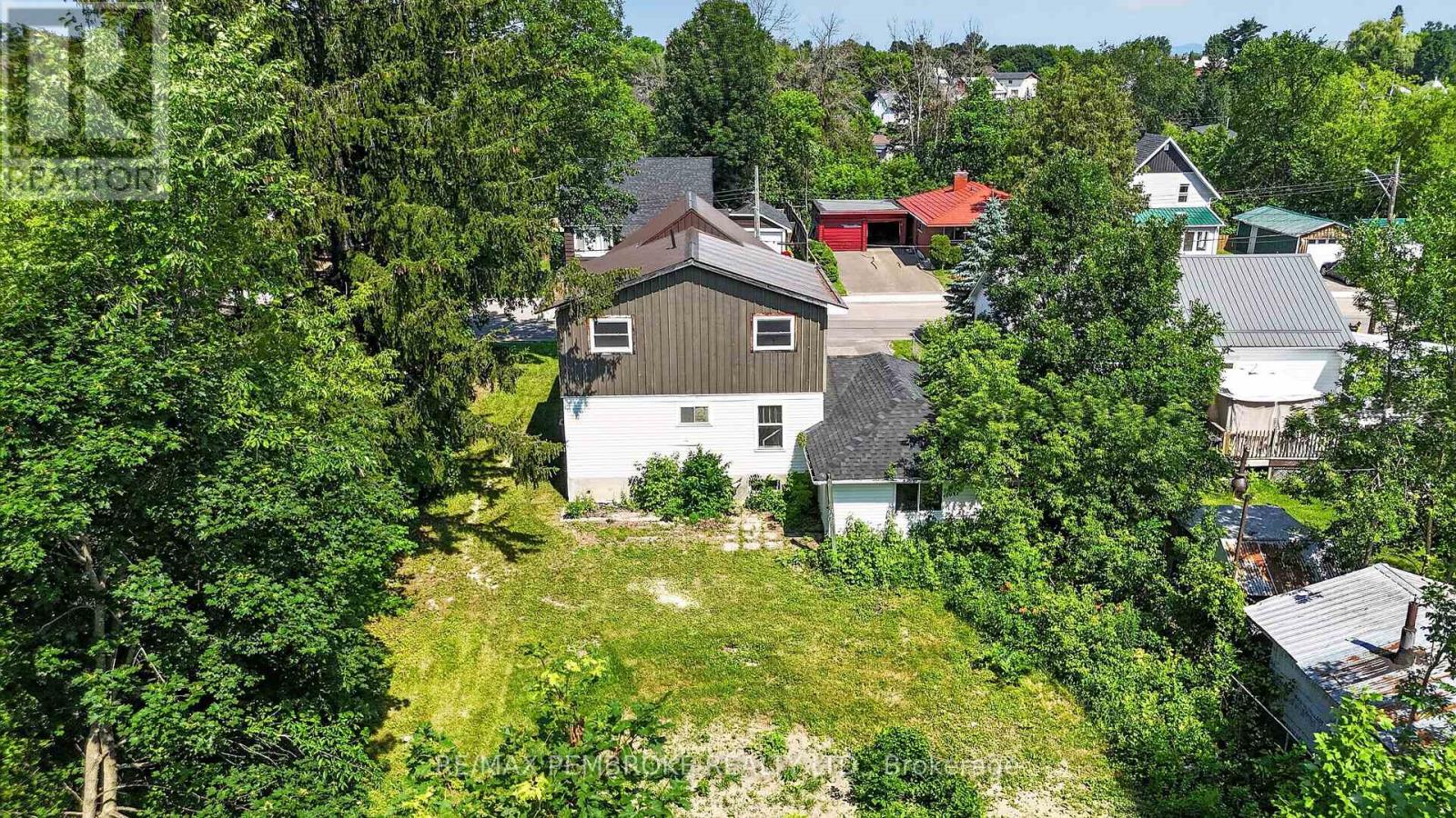 370 CARMODY STREET - 43