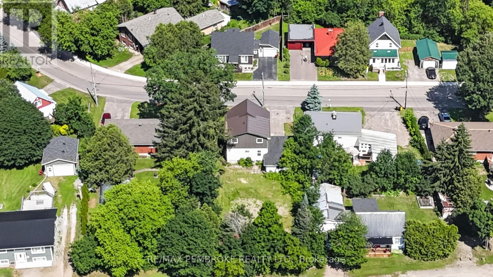 370 CARMODY STREET - 44