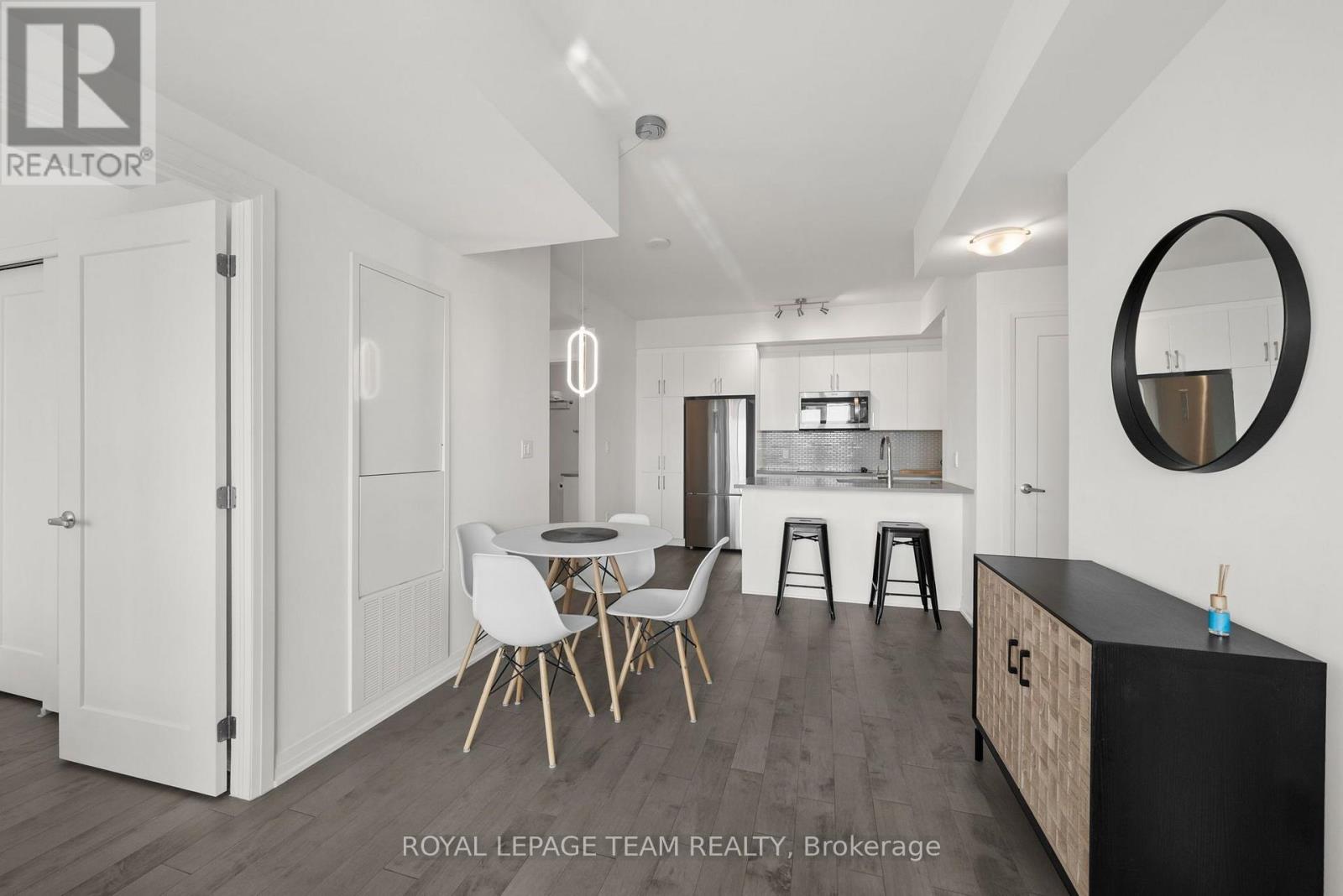 2 Bed, 2 Bath Apartment for Rent in Ottawa – 906 – 805 CARLING AVENUE, Ottawa – MLS# X13549942 - Image 11