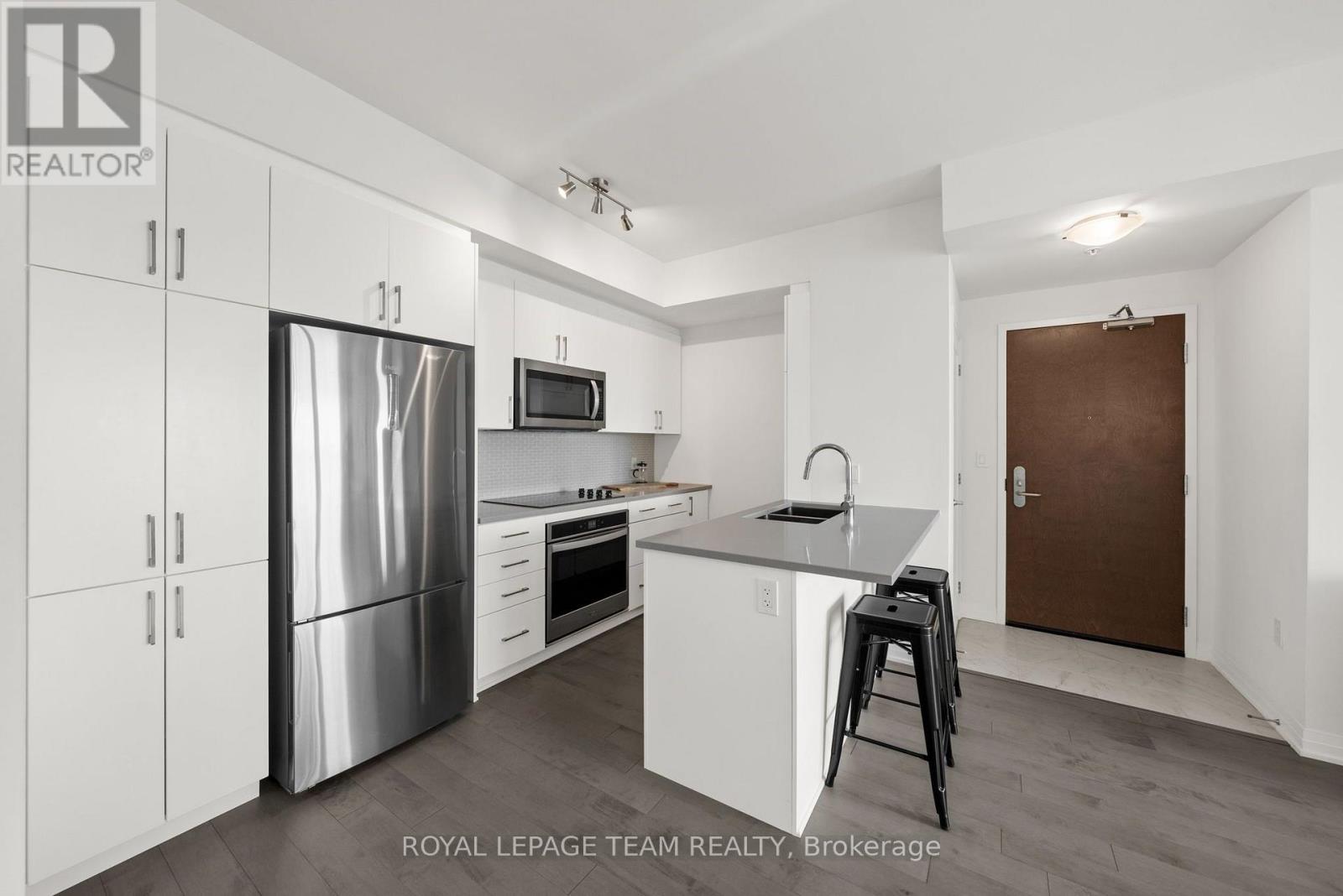 2 Bed, 2 Bath Apartment for Rent in Ottawa – 906 – 805 CARLING AVENUE, Ottawa – MLS# X13549942 - Image 13